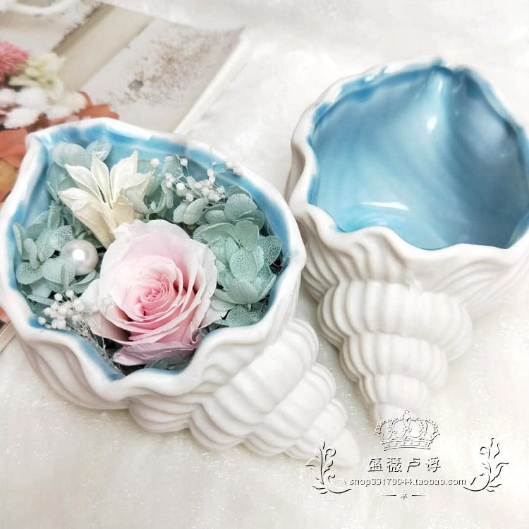 Ceramic Conch - Table Decoration